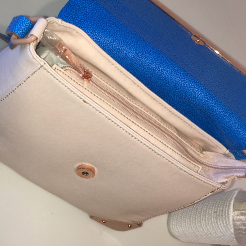 Aldo Rise Handbag - Picture 3 of 5